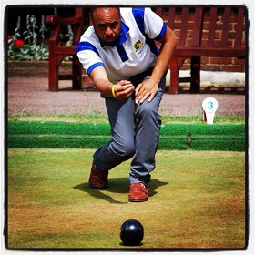Andrew Newell playing bowls